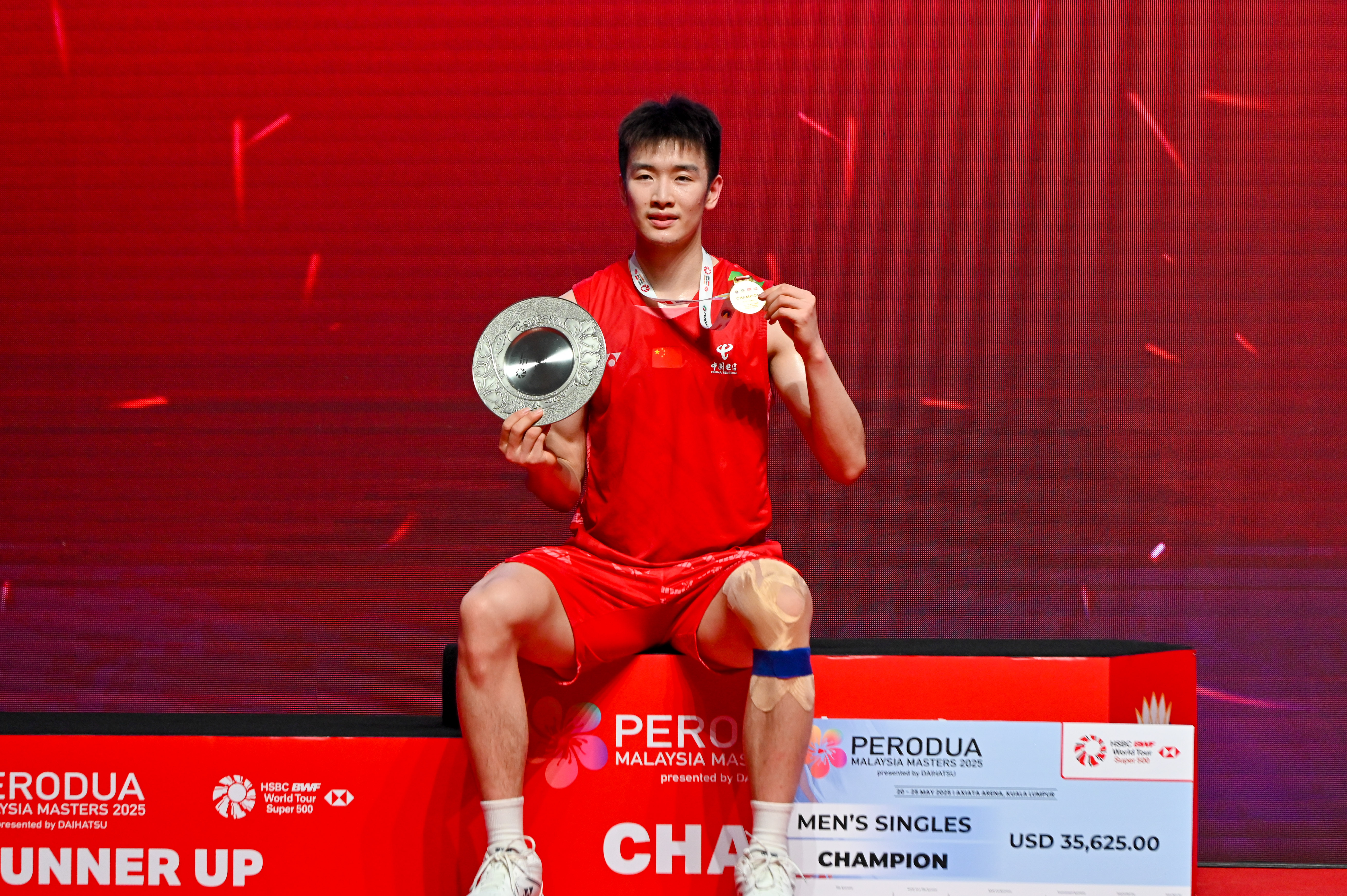 关于马来西亚击剑选手全力以赴,赢得优异成绩,势不可挡的信息 关于马来西亚击剑选手全力以赴,赢得优异成绩,势不可挡的信息