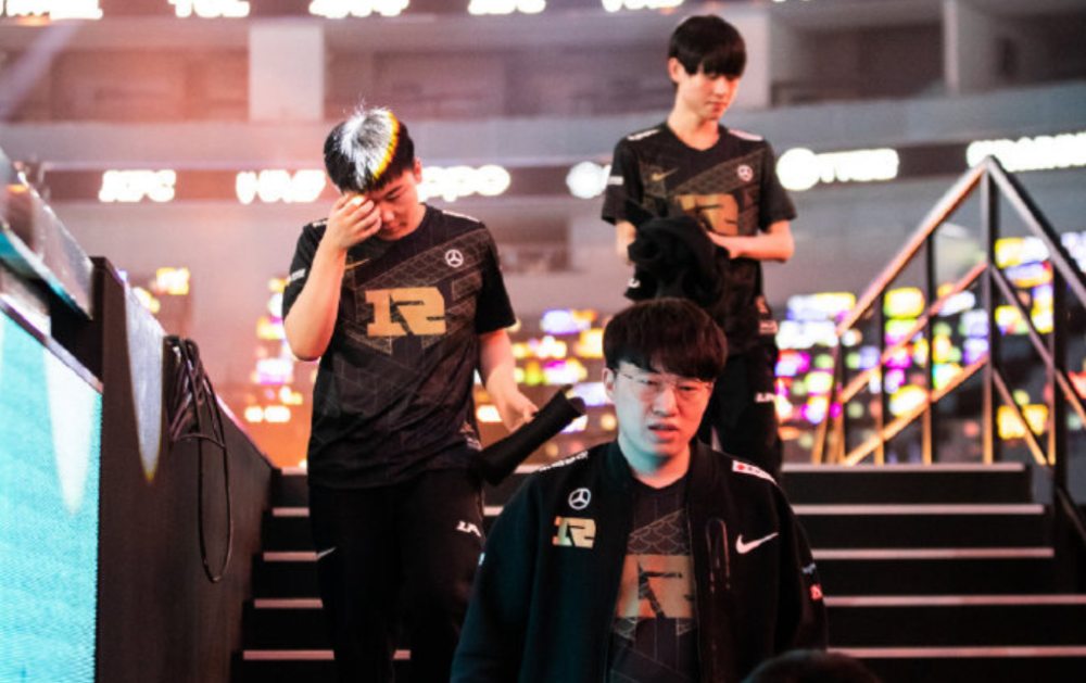 RNG轻取TES，Clid开启传奇时刻宿命之战入围赛，引爆全场热议