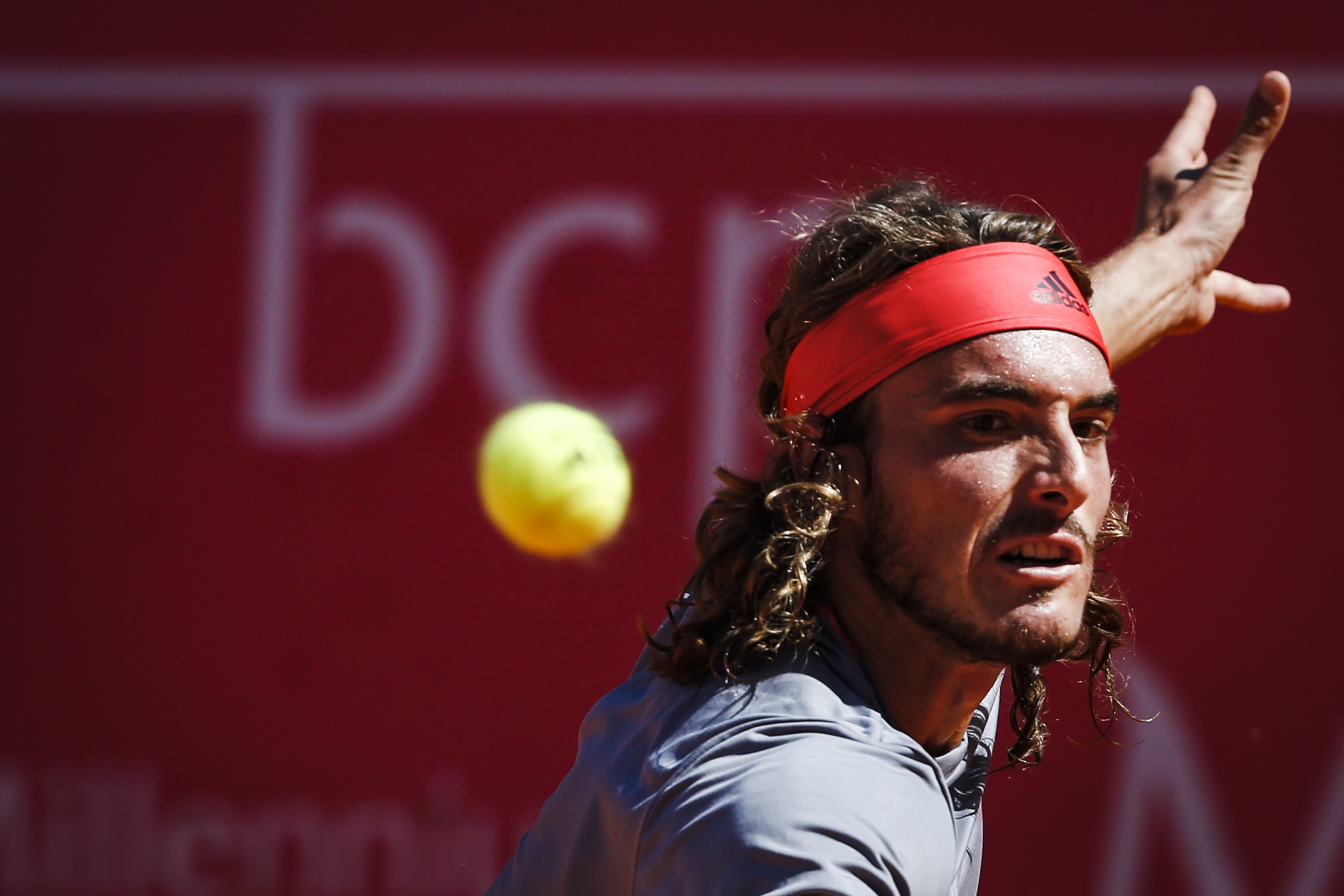 澳网鏖战ATP总决赛，西西帕斯惊艳四座