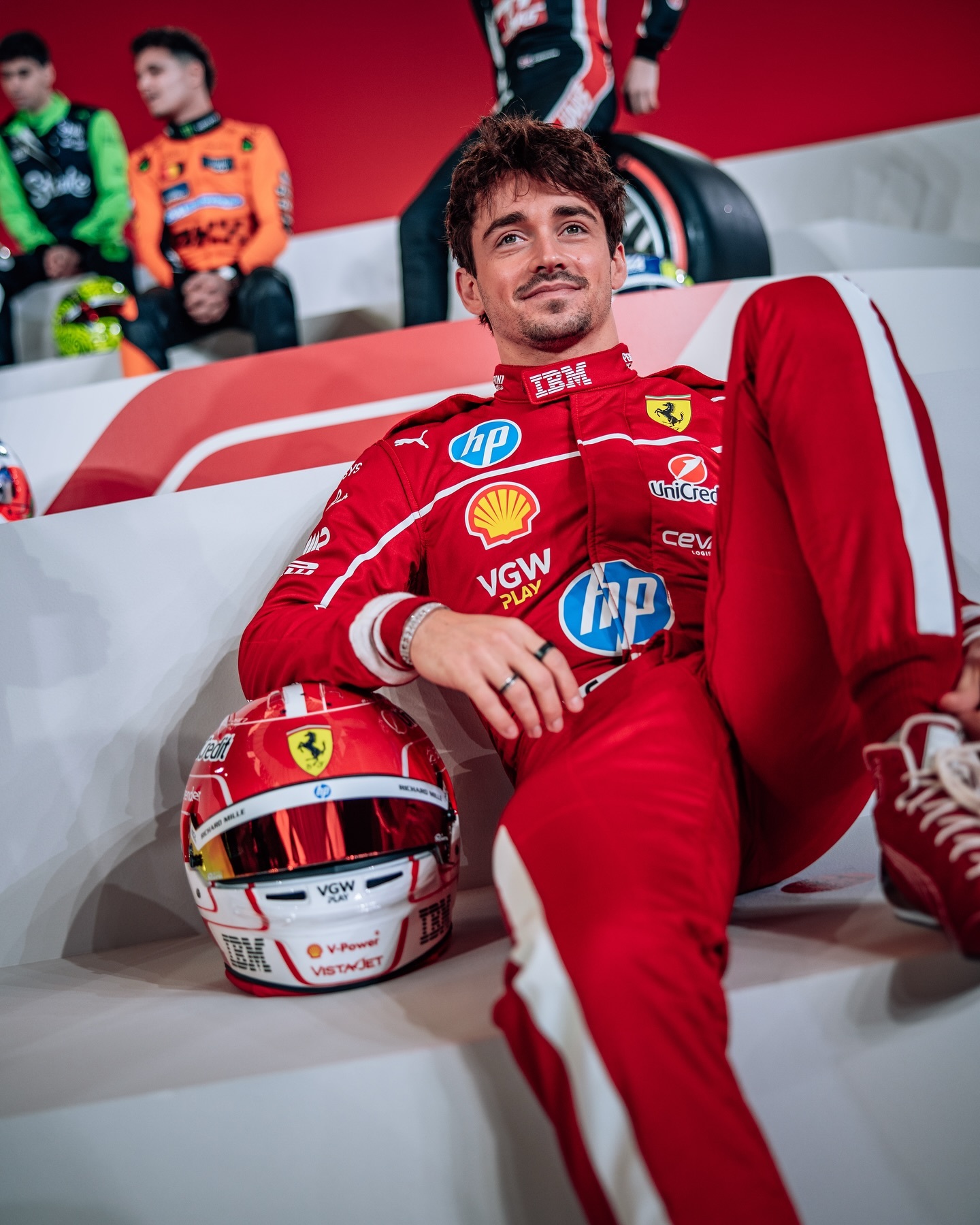 雷诺车队绝杀迈凯伦，勒克莱尔高光表现